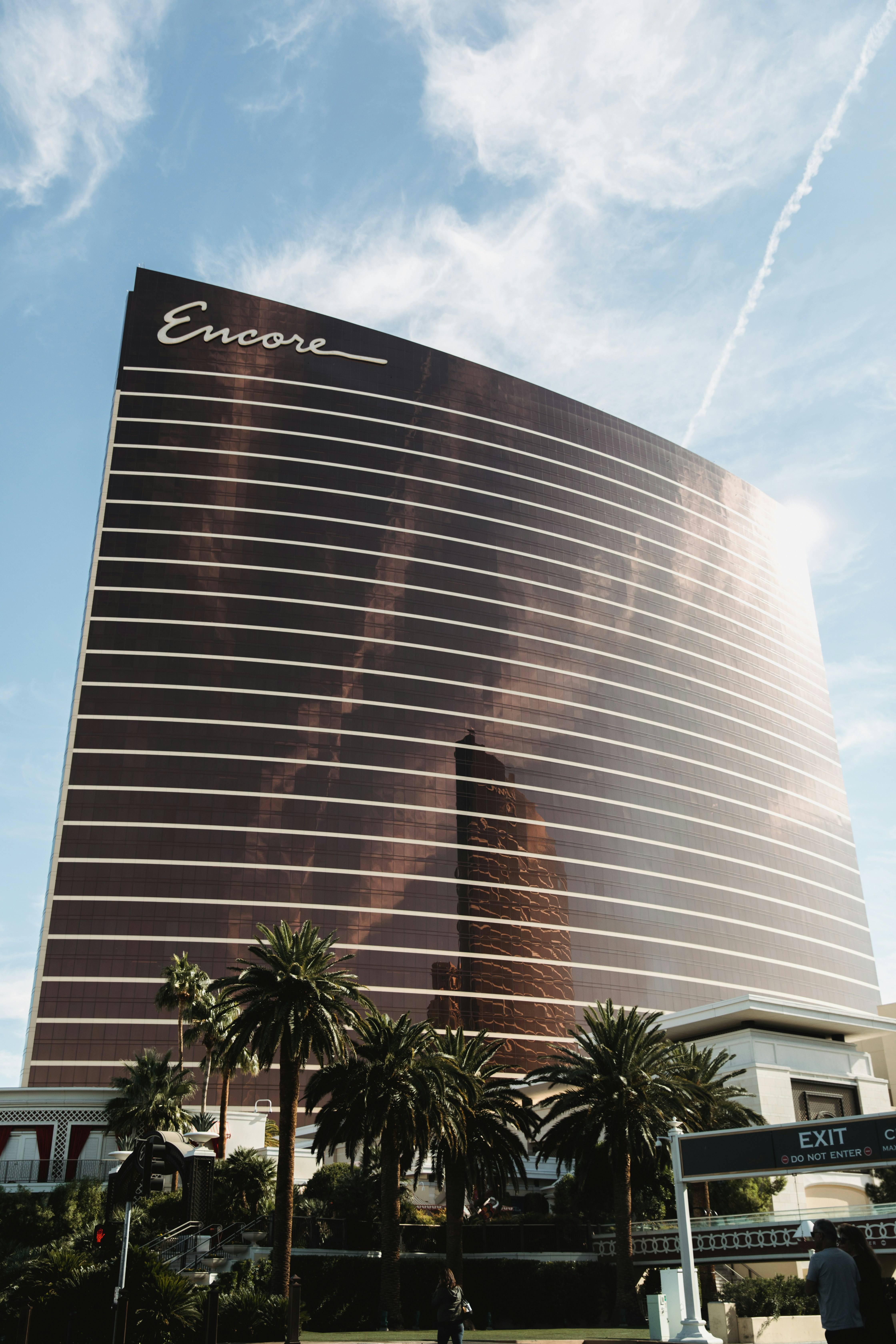 Black building during daytime photo – Free City Image on Unsplash