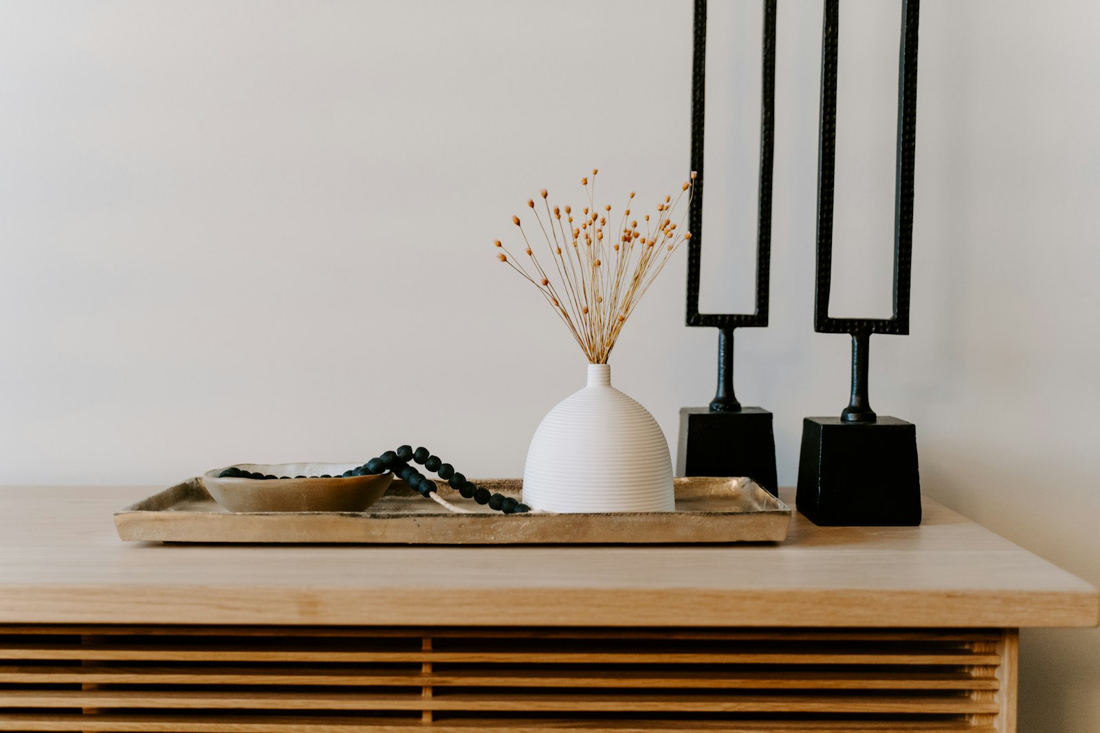 A fresh, naturally styled sustainable living space
