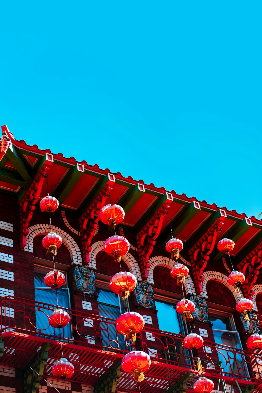 red hanging lanterns