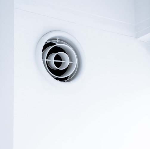 round white exhaust fan