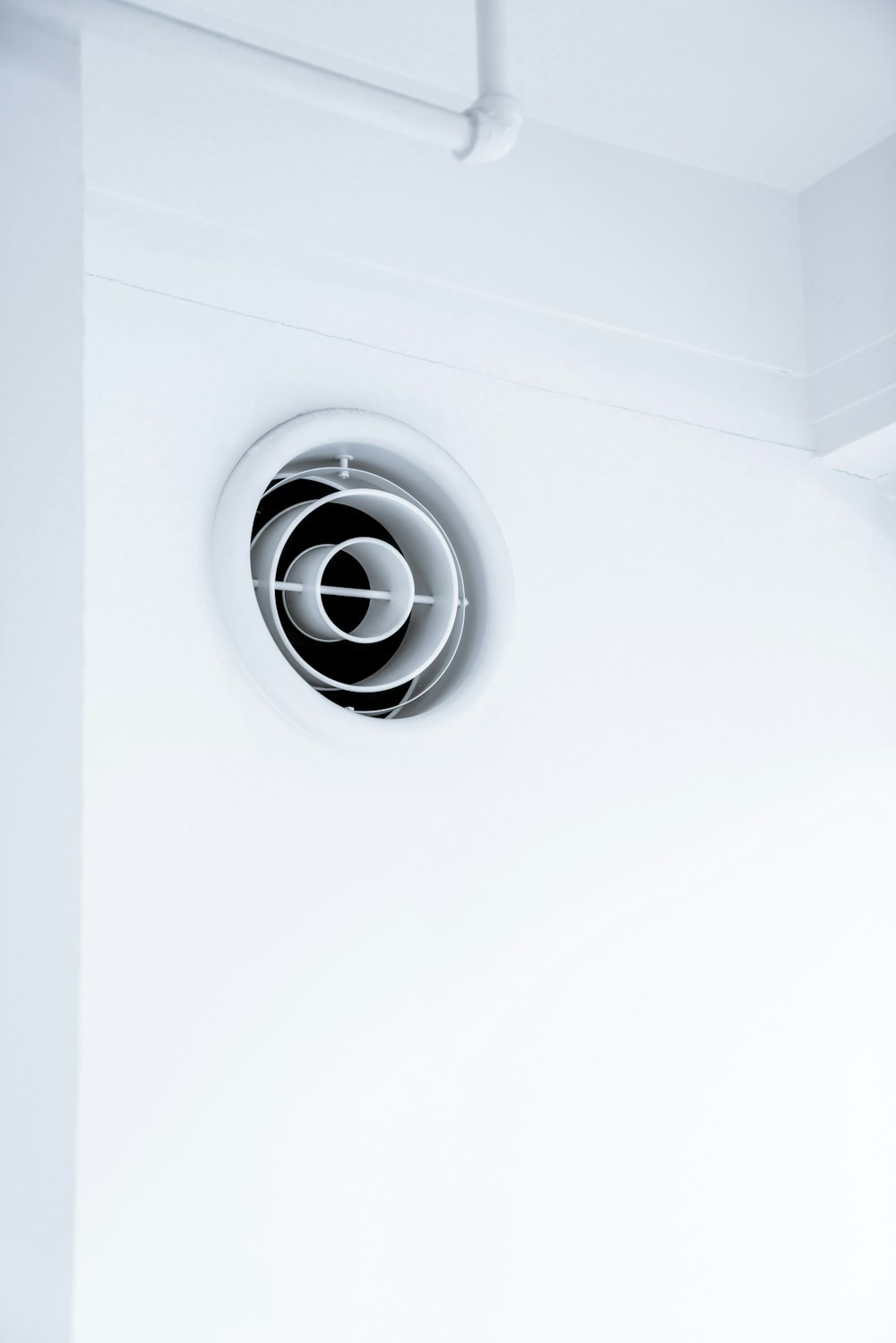 round white exhaust fan