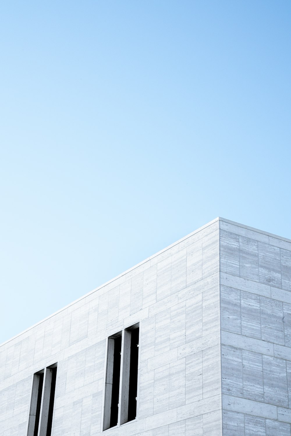 gray high-rise building during daytime