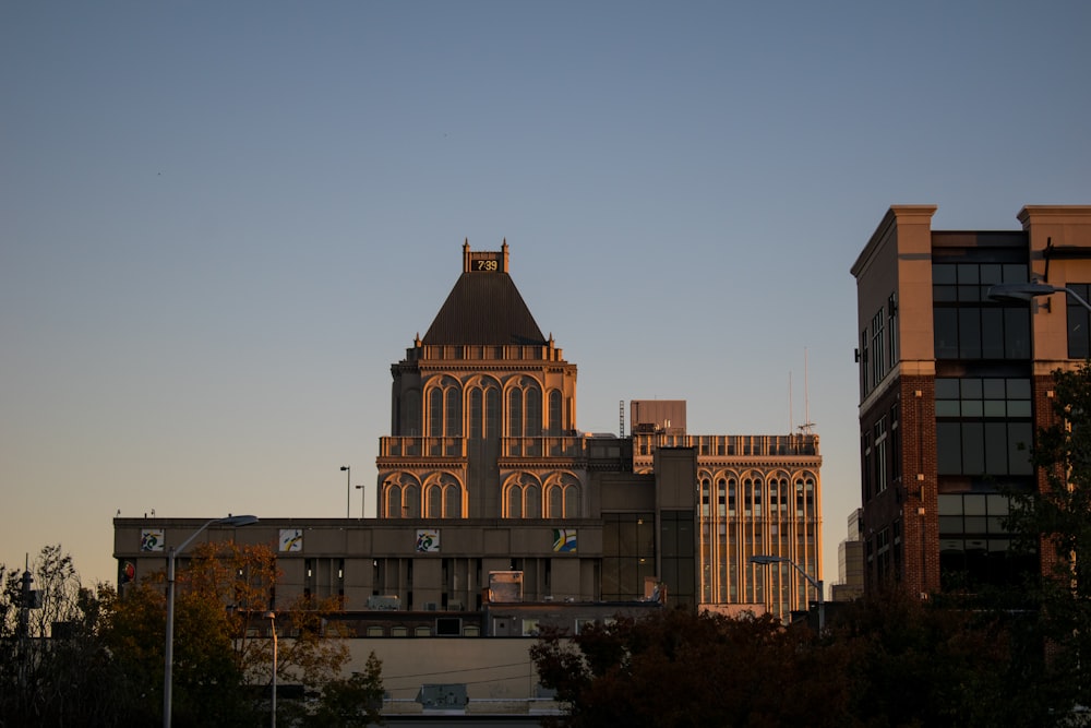 brown concrete building