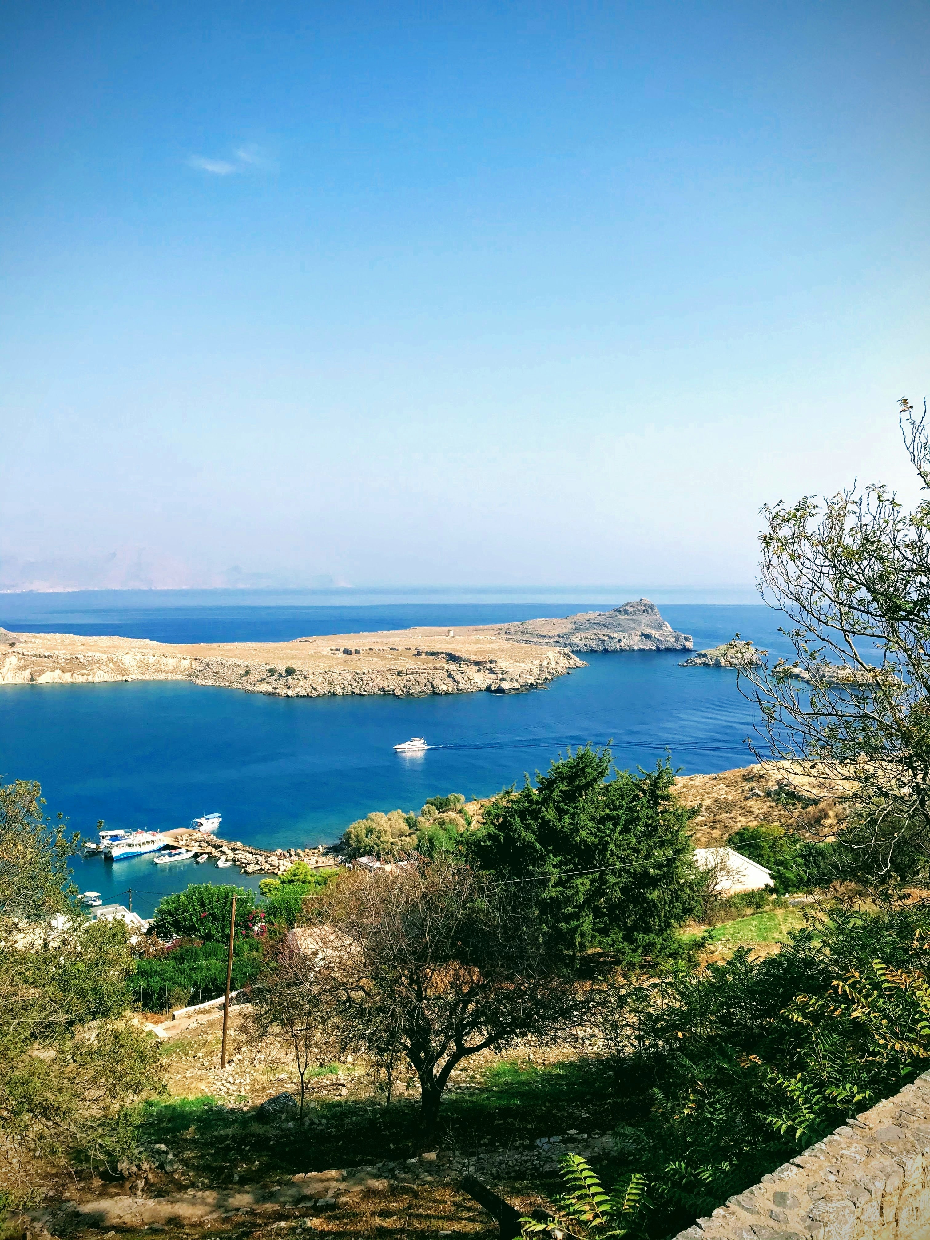 Photo by rinatiliescu