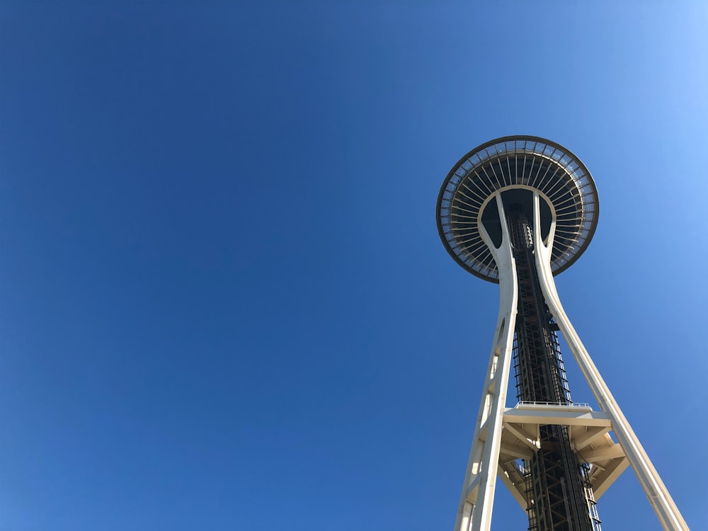 a tall tower with a sky background