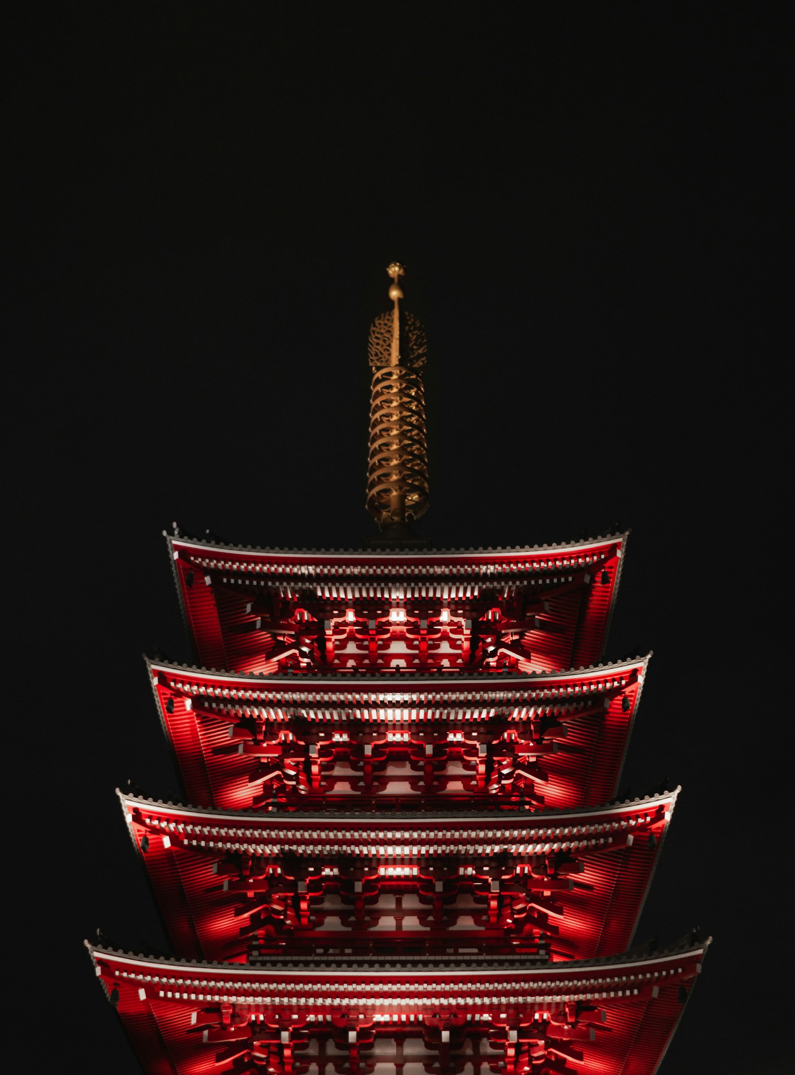 Sony a6000 + Sony FE 28mm F2 sample photo. Red wooden temple photography