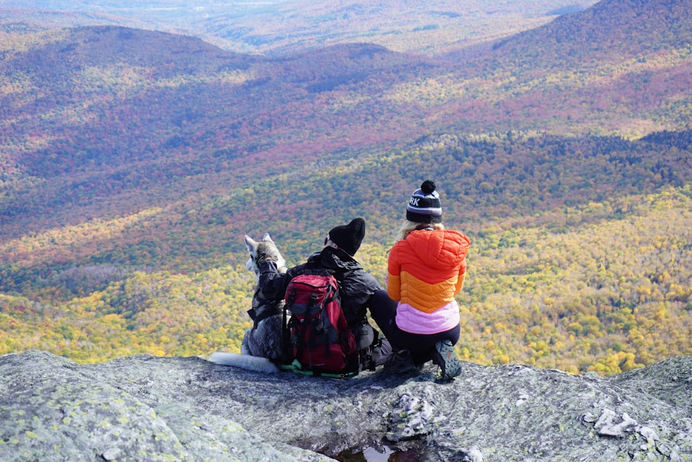 couple on cliff