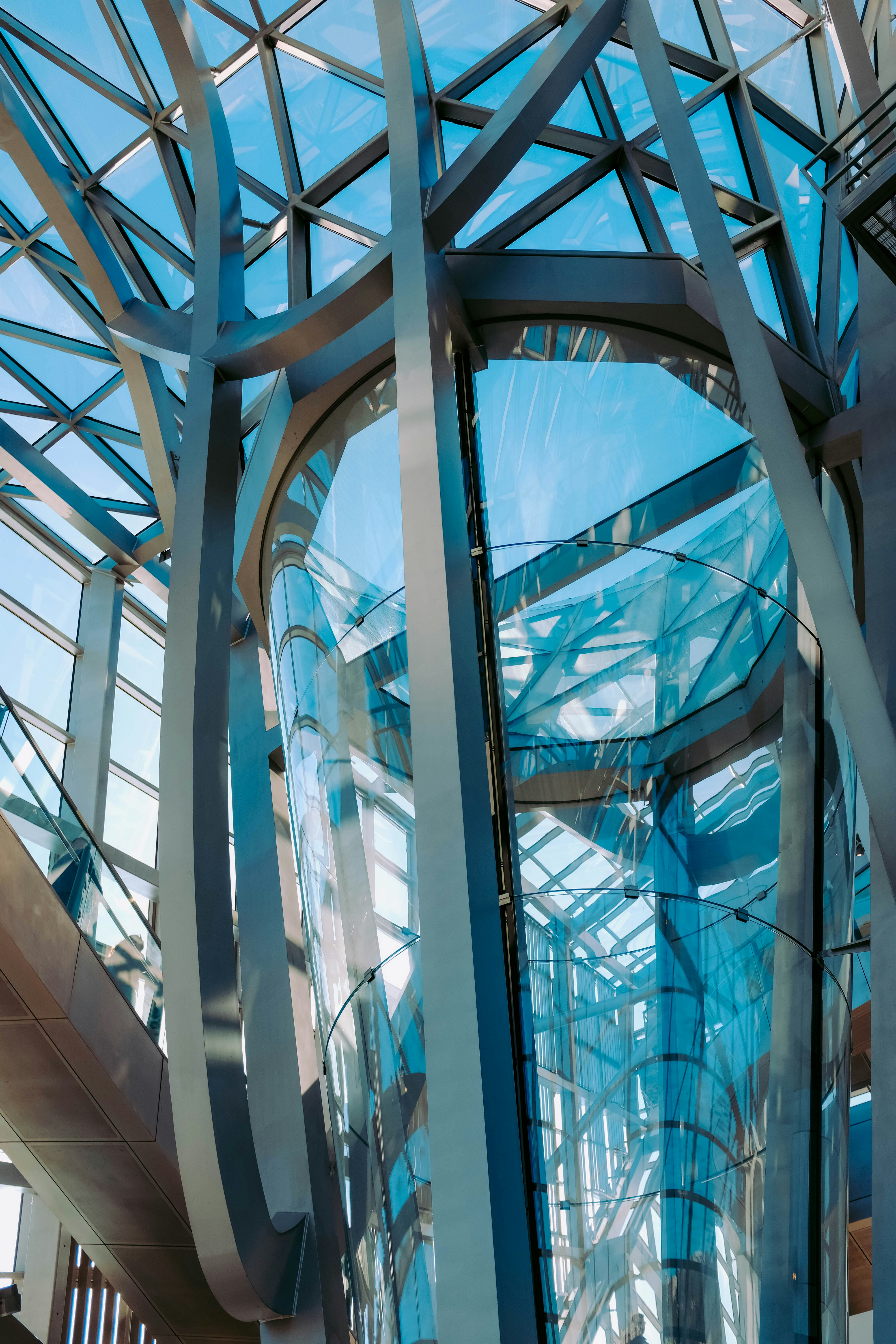 Photo by adrienolichon