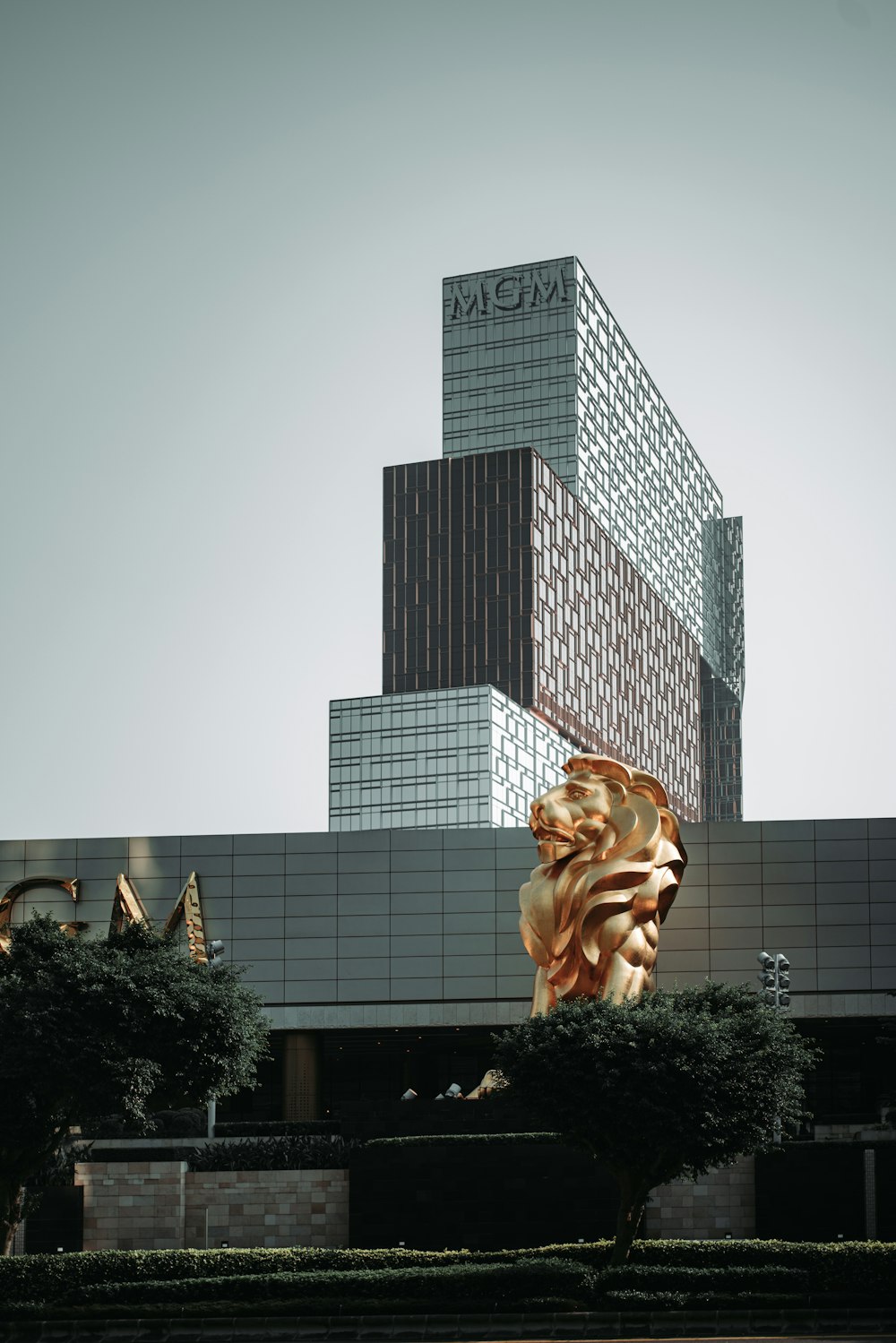 gold lion statue