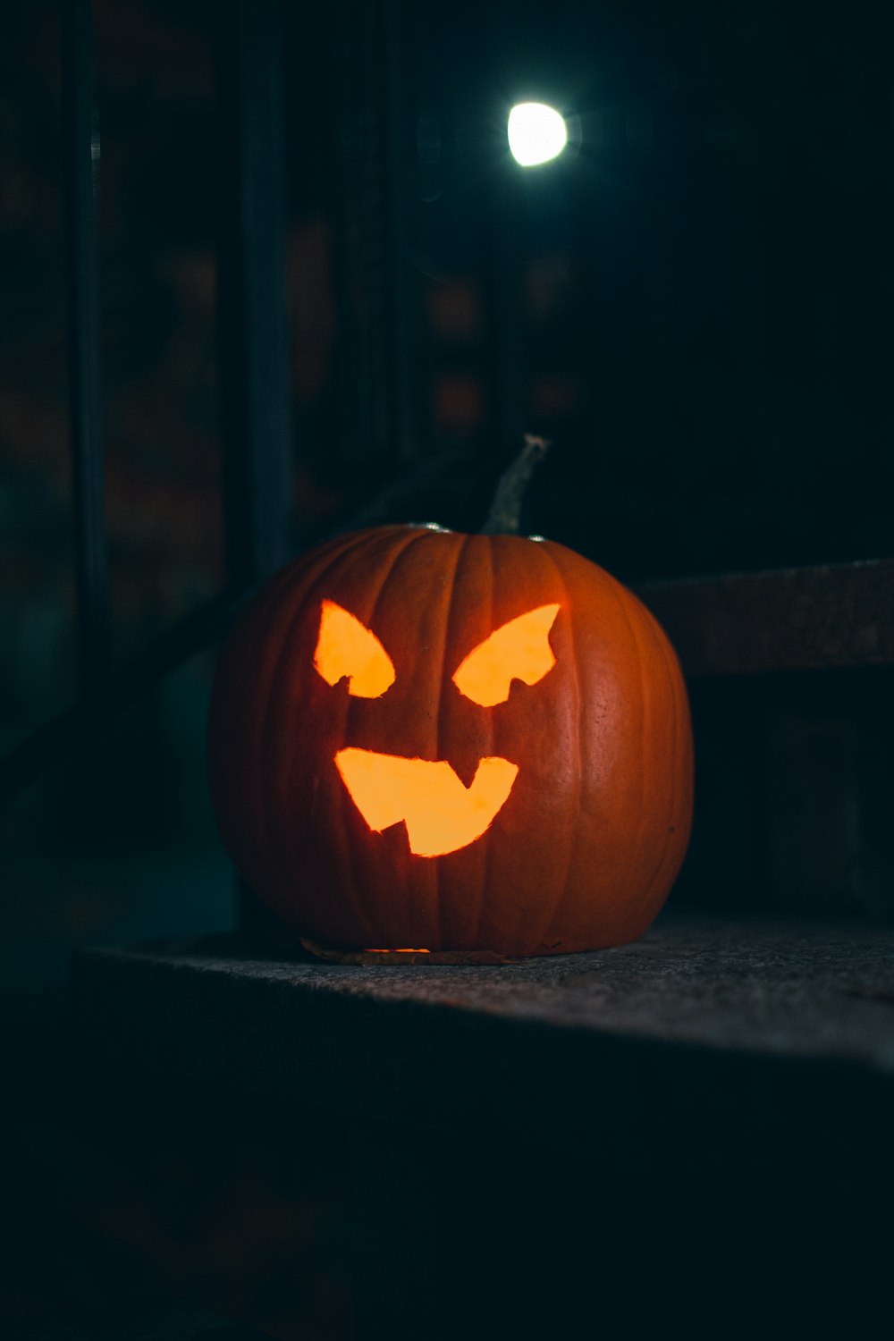 jack o lantern on the stairs