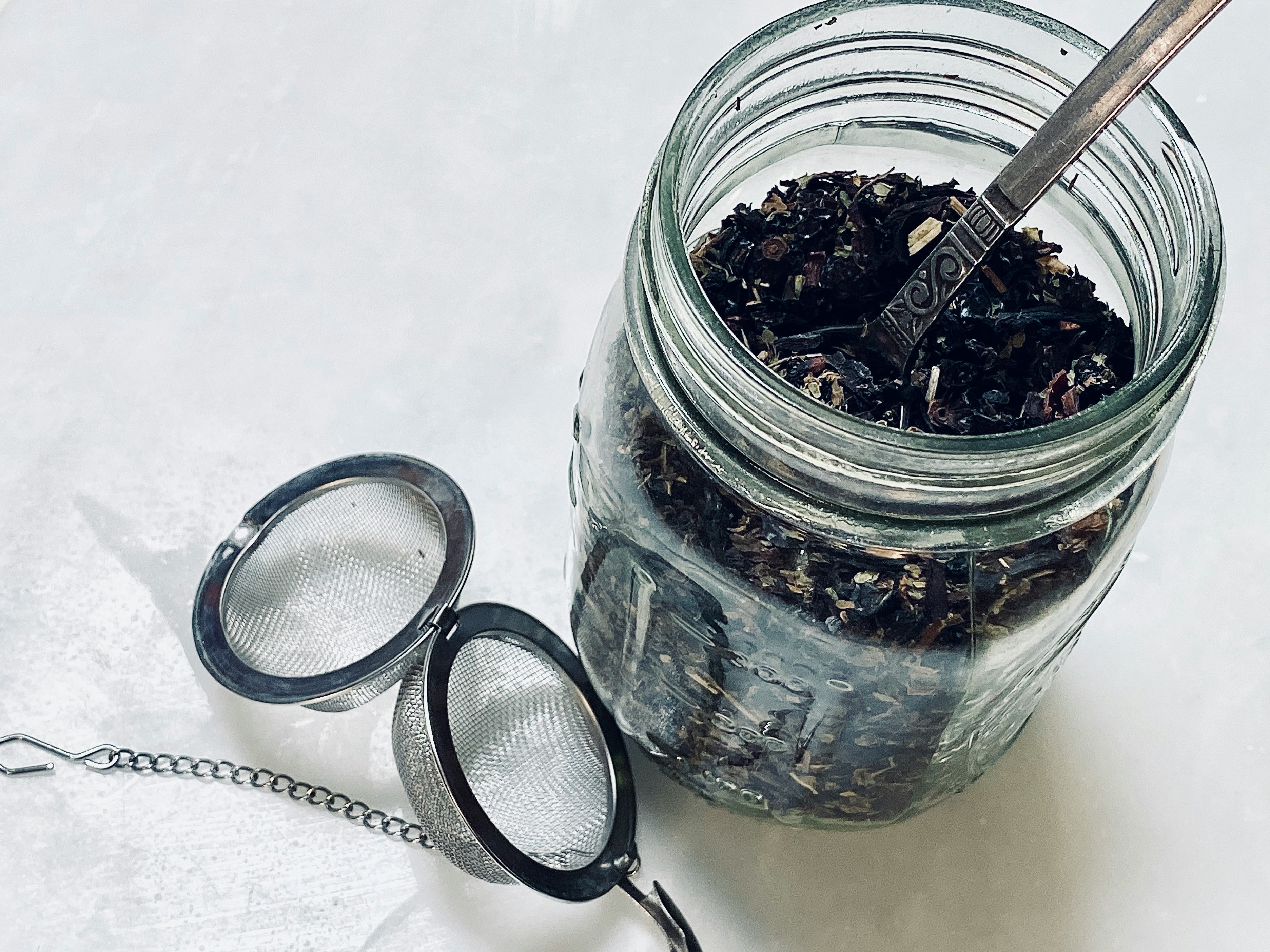 clear glass jar