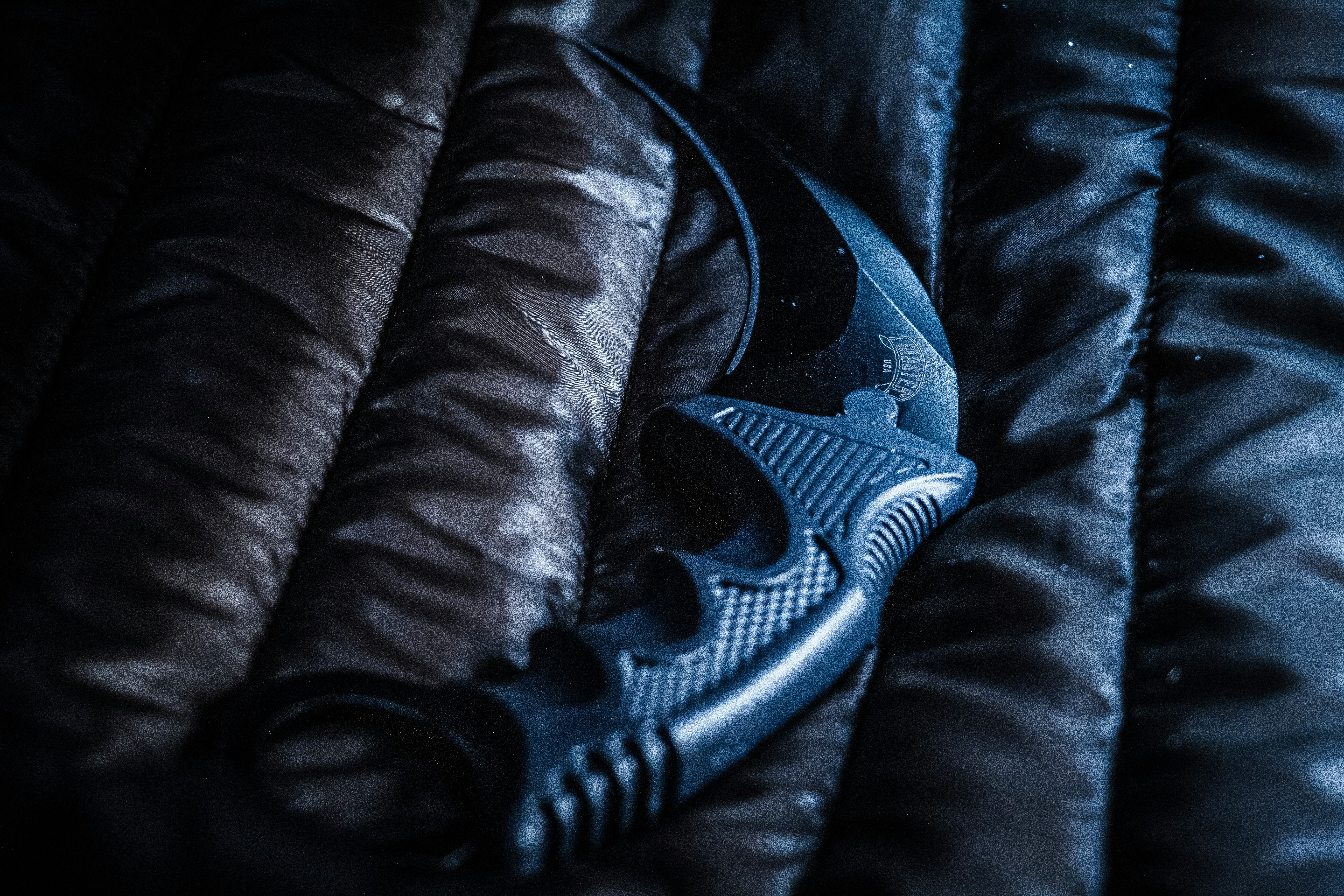 black karambit
