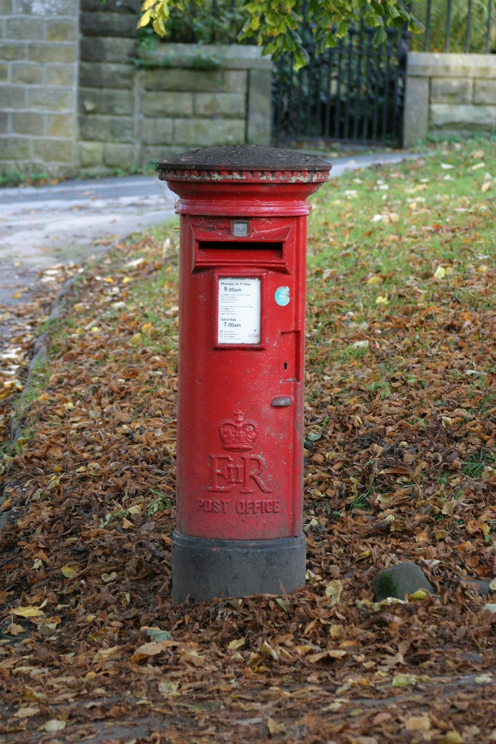 red post office post