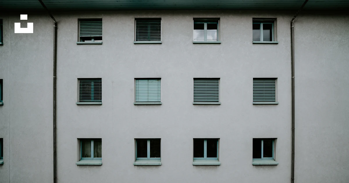Gray painted building photo – Free Grey Image on Unsplash
