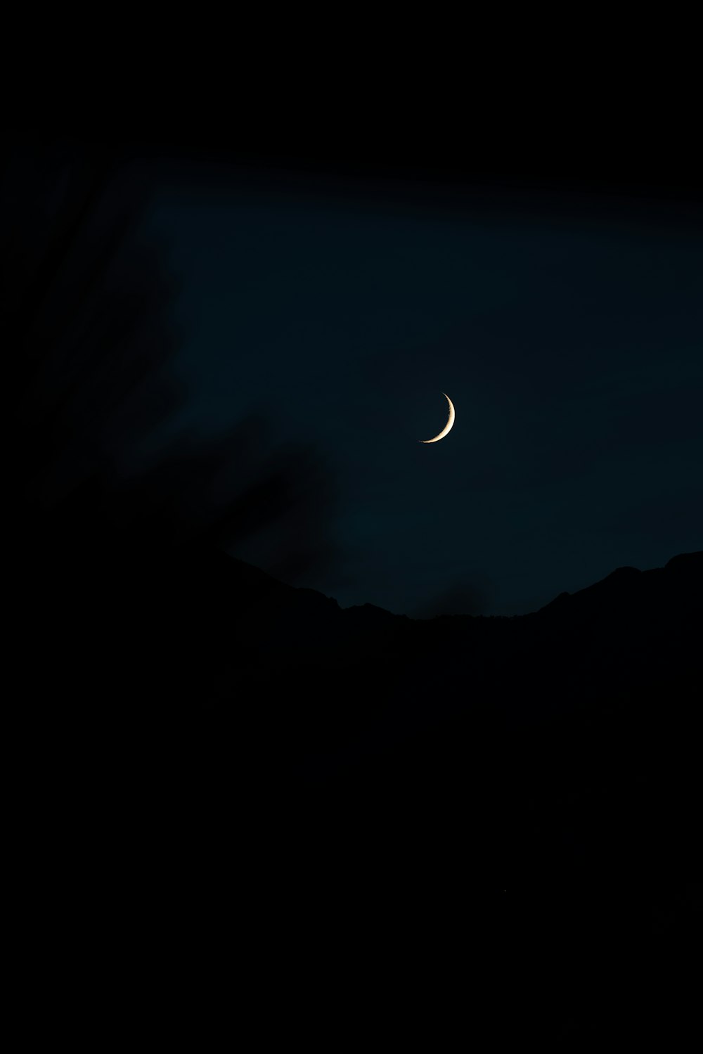 croissant de lune la nuit