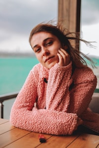Pullover Rajut Pink