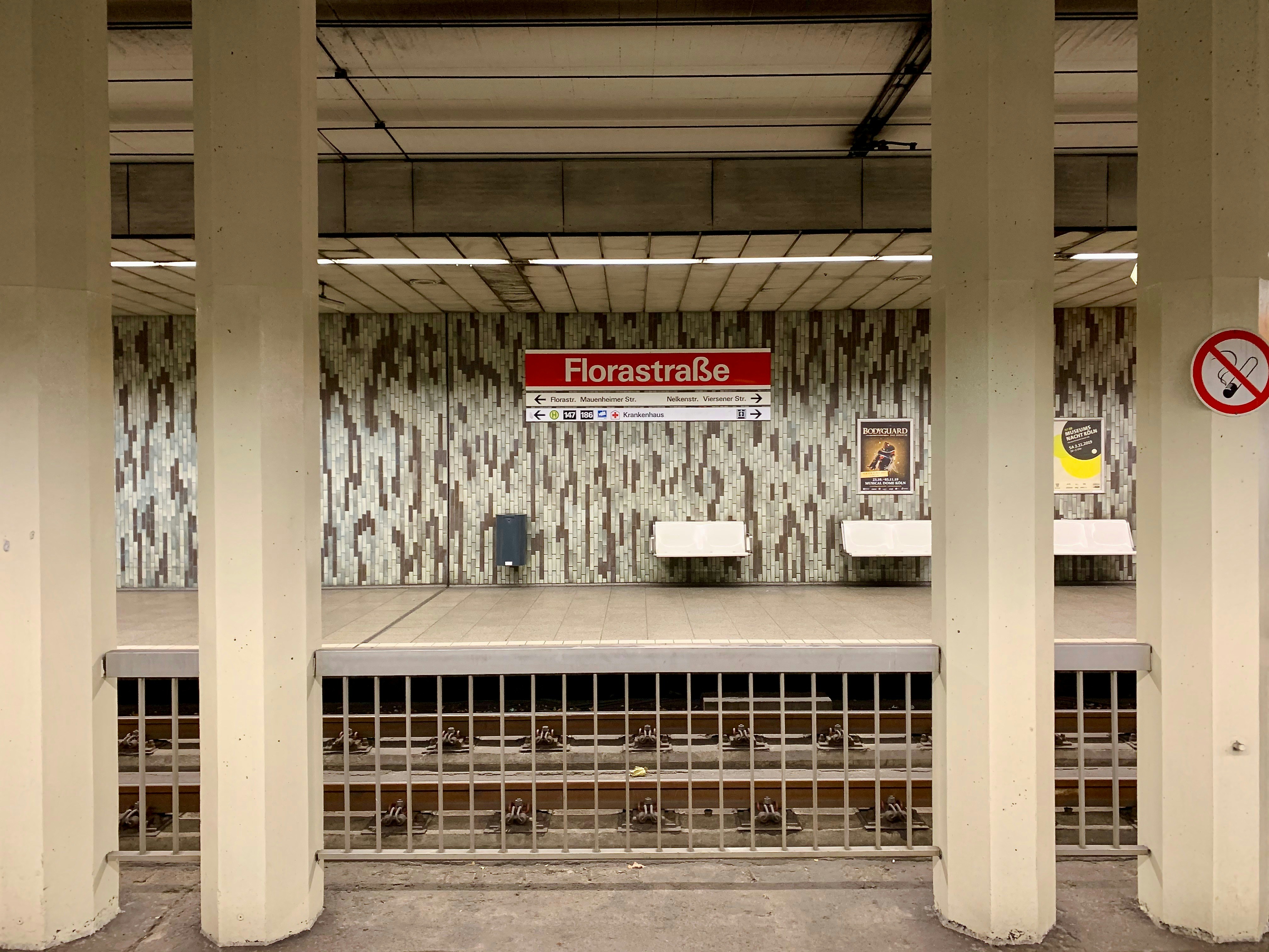 Lawrence CTA Red Line station - lawrence ave chicago