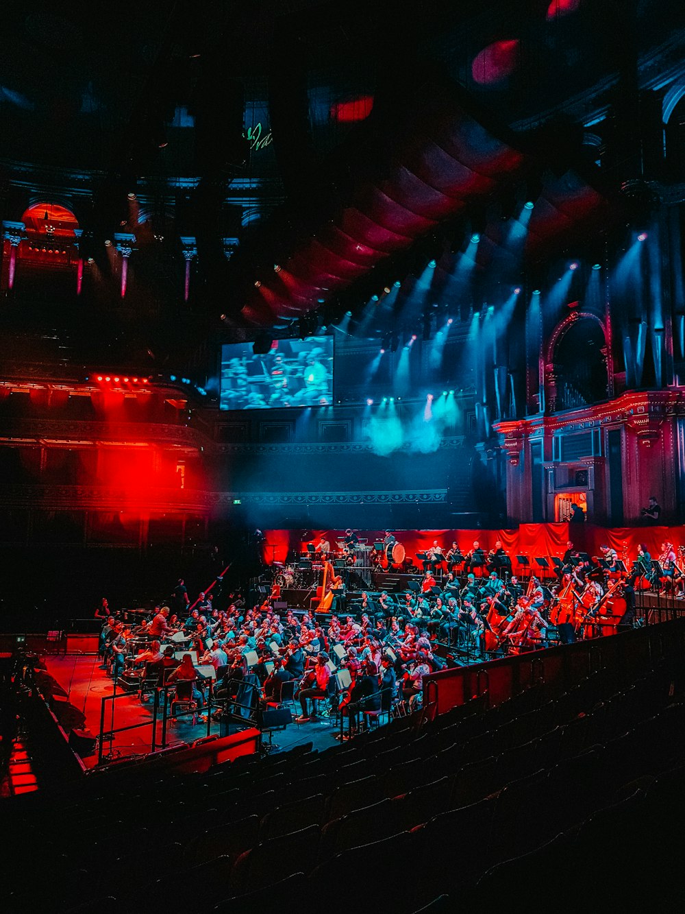 Orquesta en el escenario