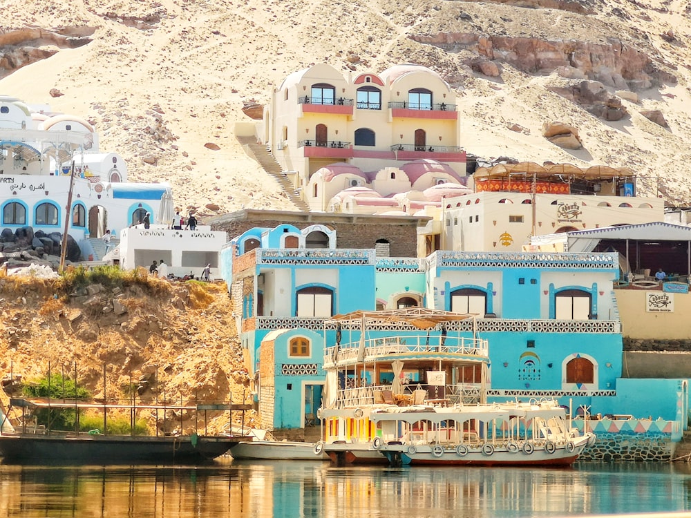 houses near sea