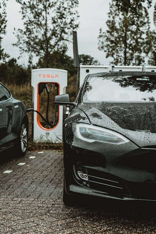 How long do batteries last in electric cars?
