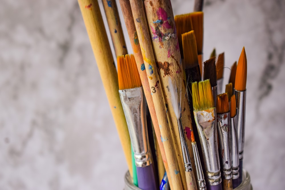 3 Of The Best Brushes For Acrylic Painting 