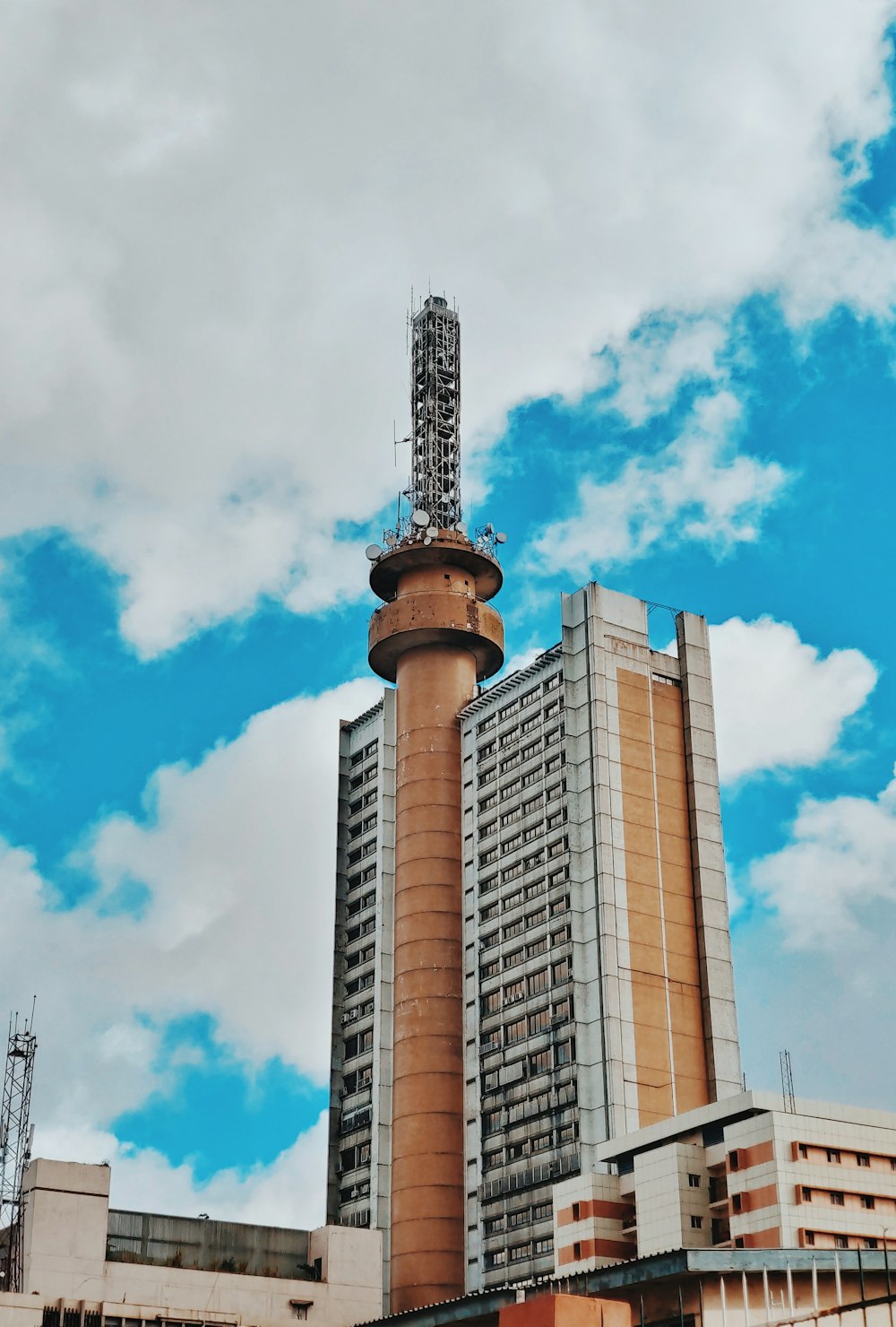 brown concrete building