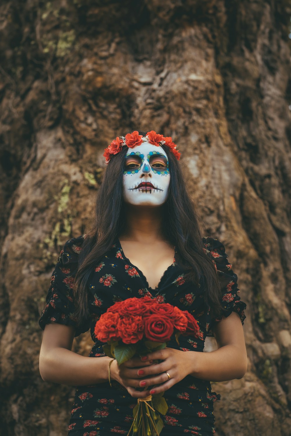 mujer con maquillaje de calavera