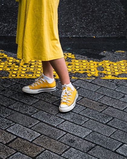 Person wearing yellow maxi dress and yellow converse low-top sneaker photo  – Free Tokyo Image on Unsplash