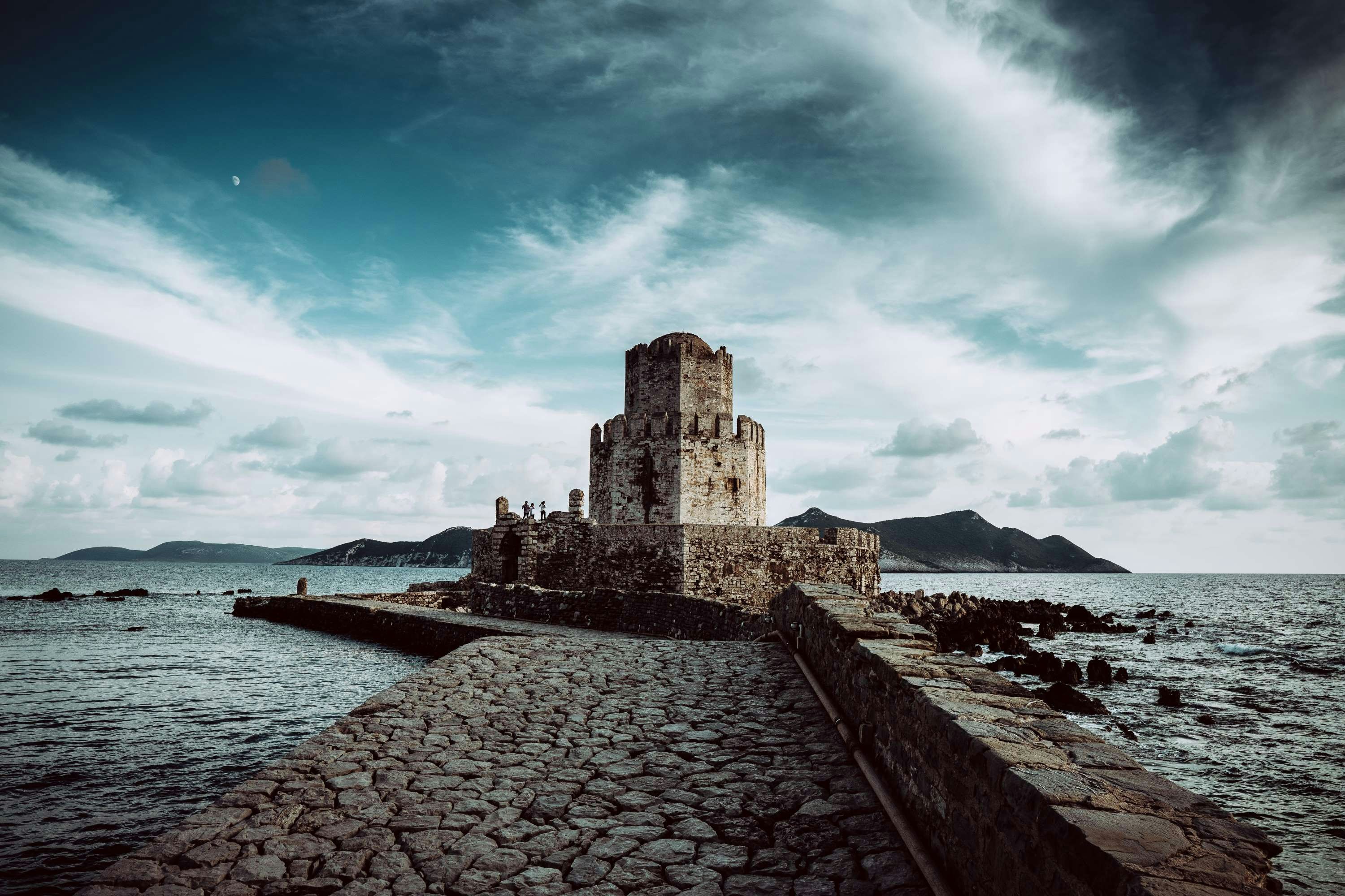 Photo by jasonblackeye