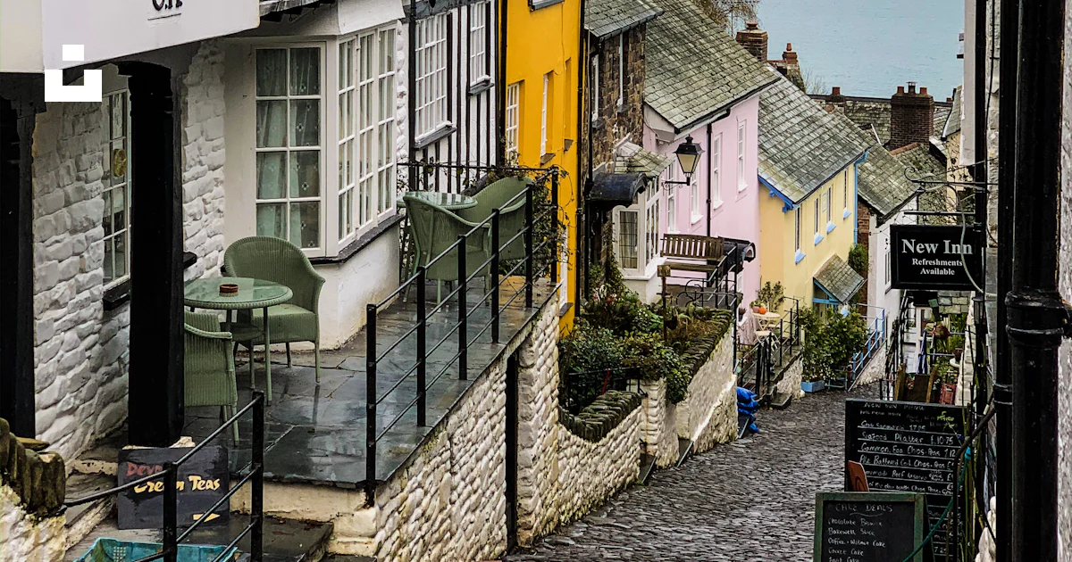 New Inn Hotel signage photo – Free Clovelly Image on Unsplash