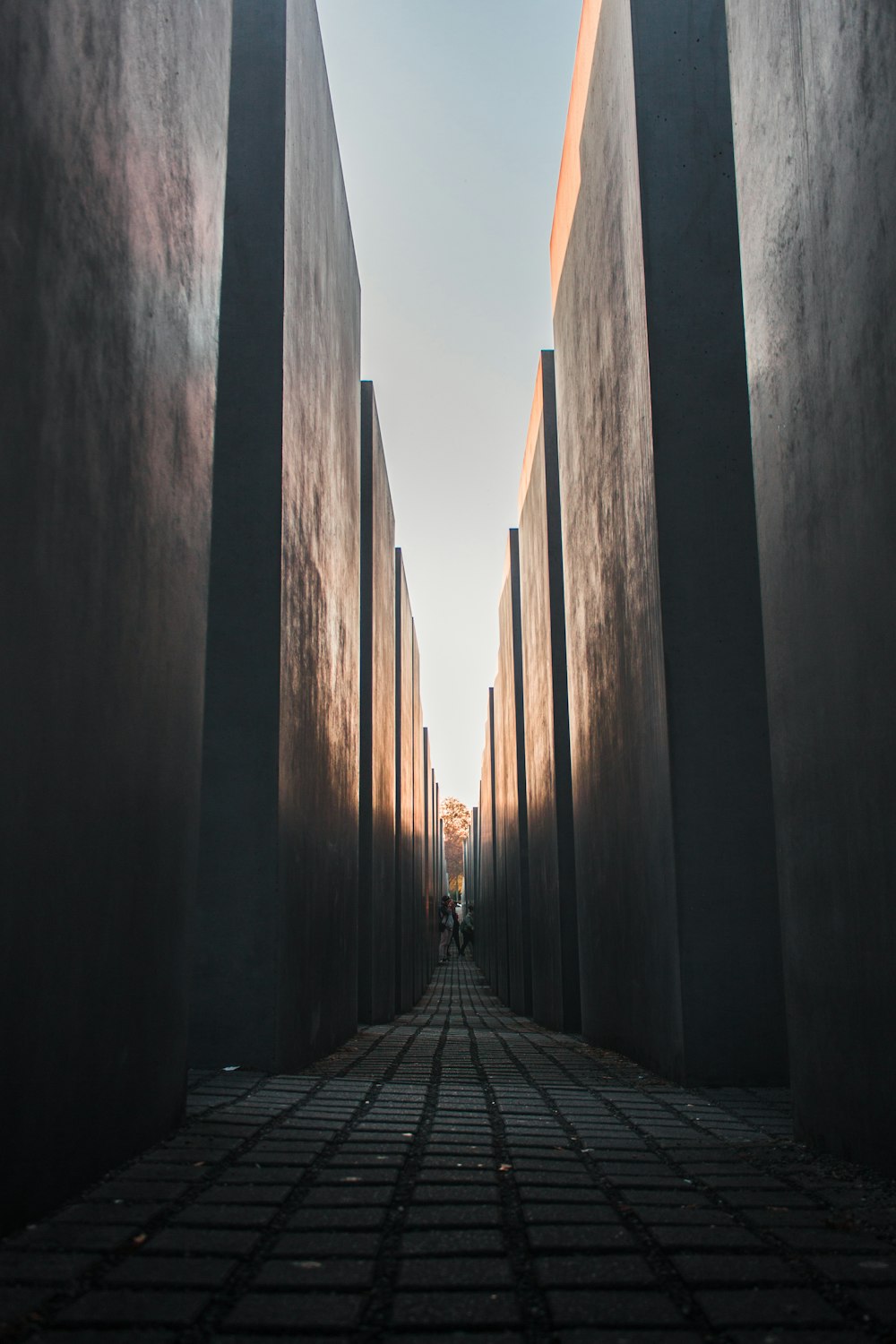 gray pillars during daytime