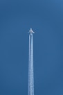 plane doing contrail show
