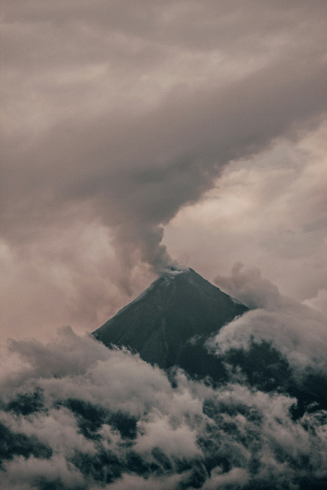 photo of Legazpi City Mountain near Mayon Volcano