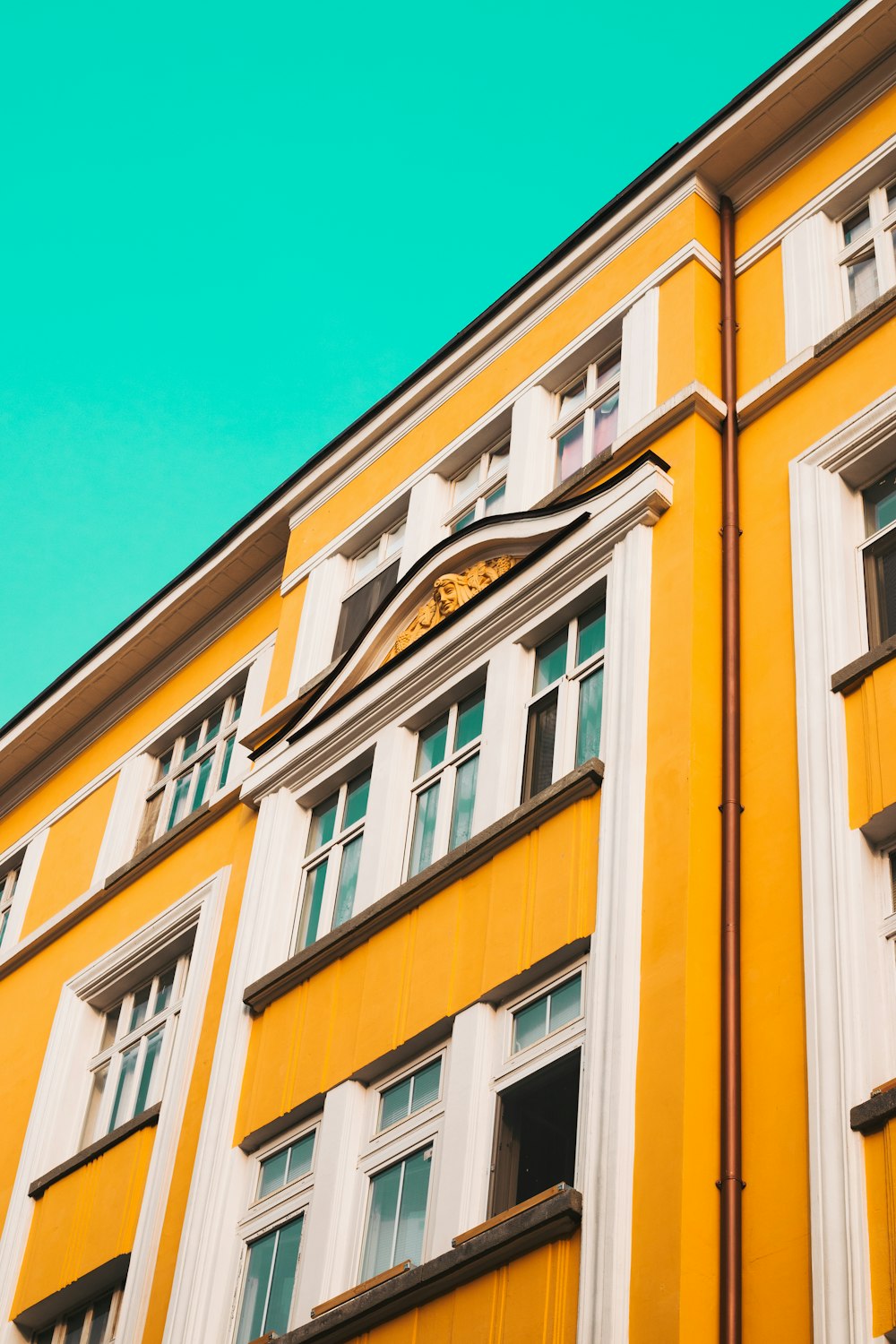 yellow and white concrete building