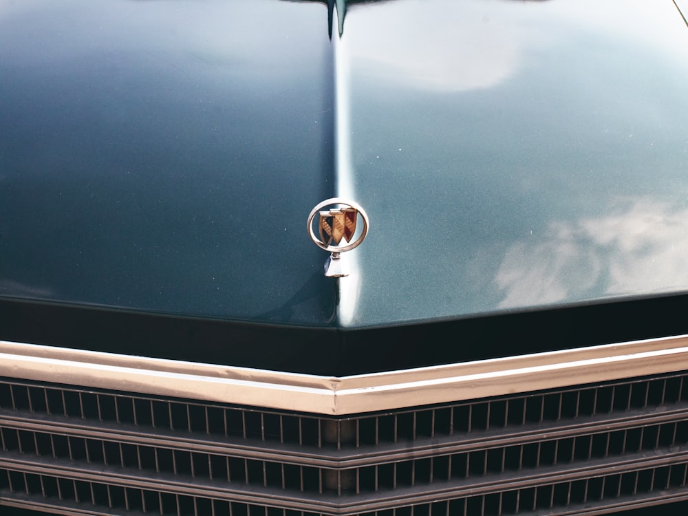 Buick emblem