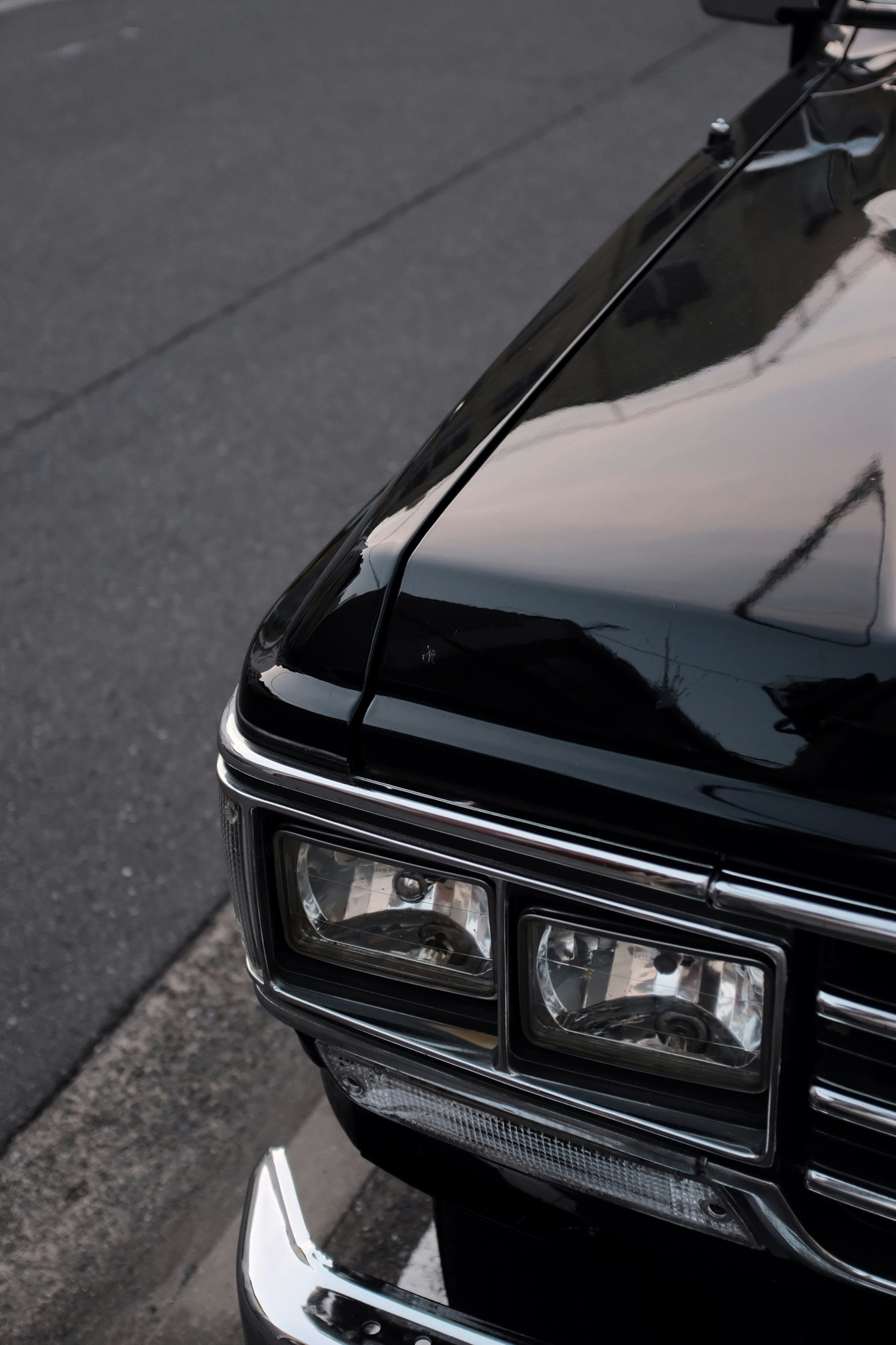 Choose from a curated selection of grey wallpapers for your mobile and desktop screens. Always free on Unsplash.