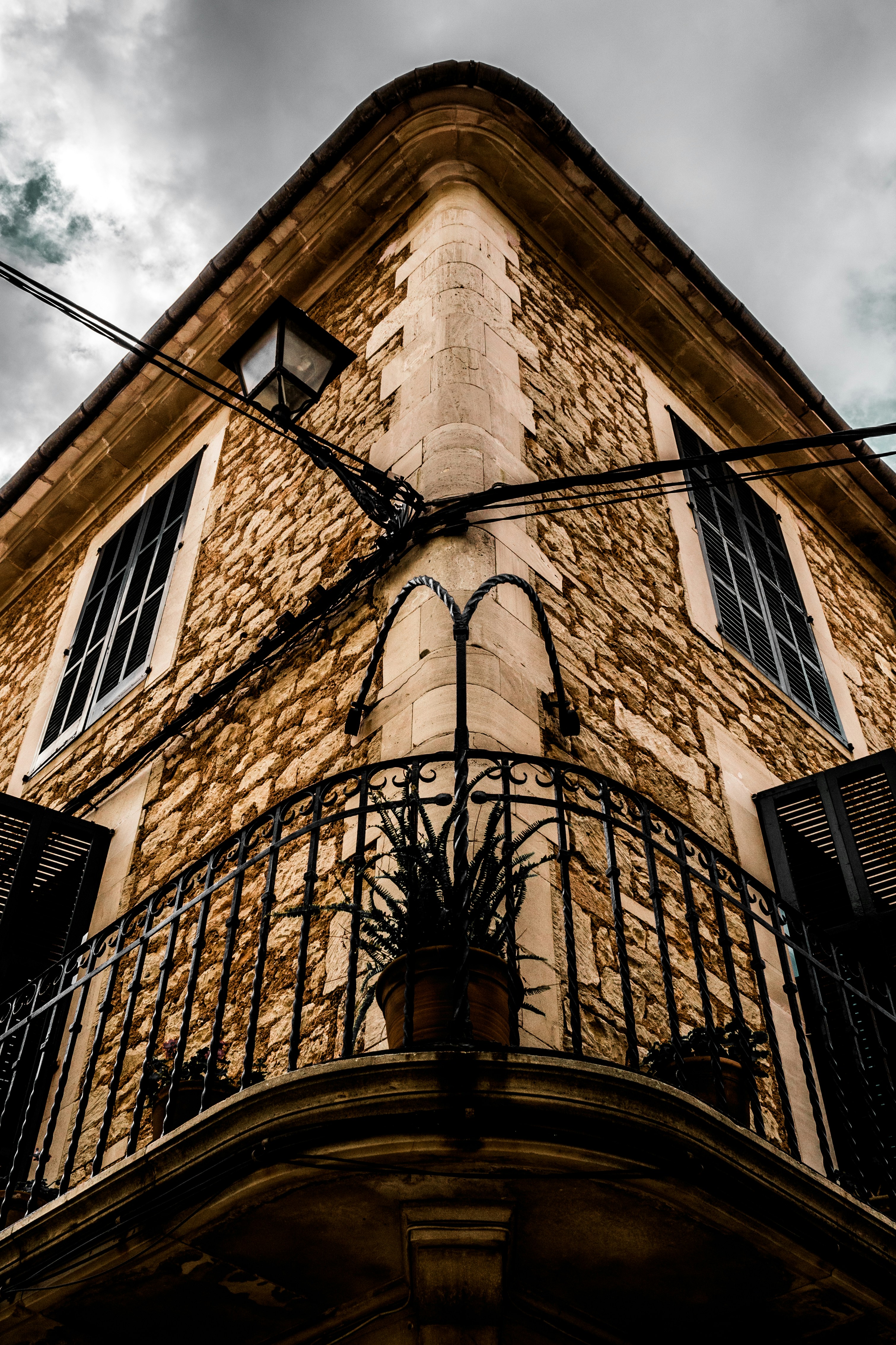 Photo by emanuelkionke