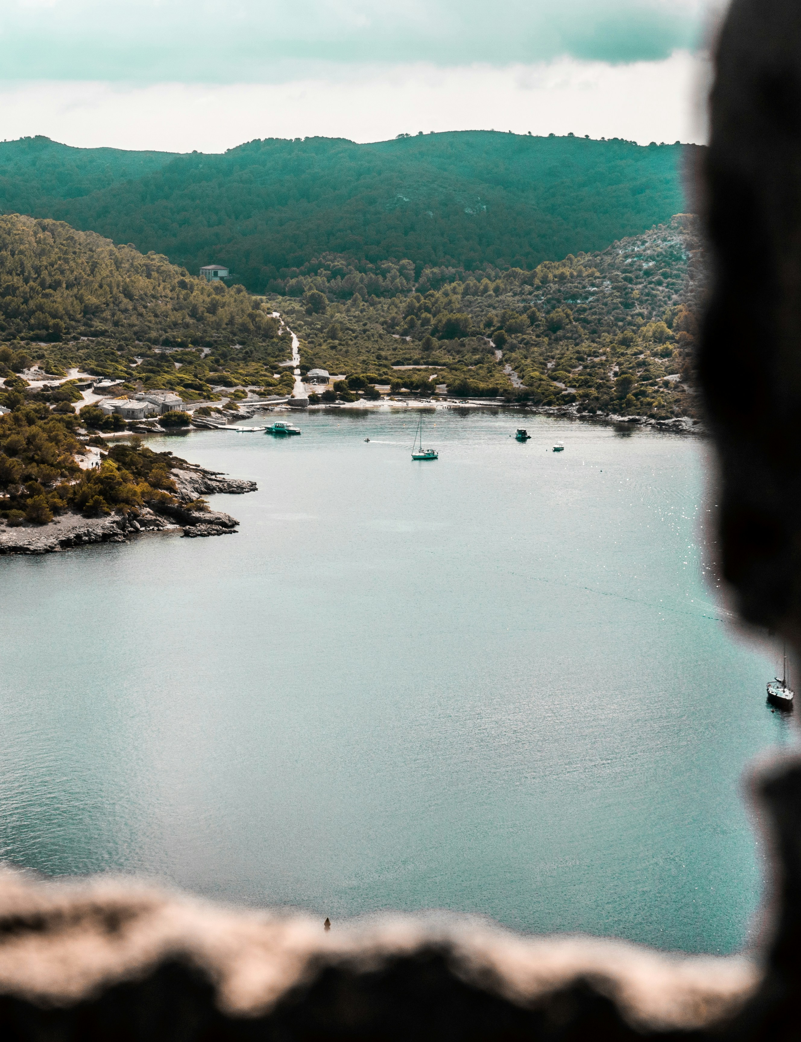 Photo by emanuelkionke