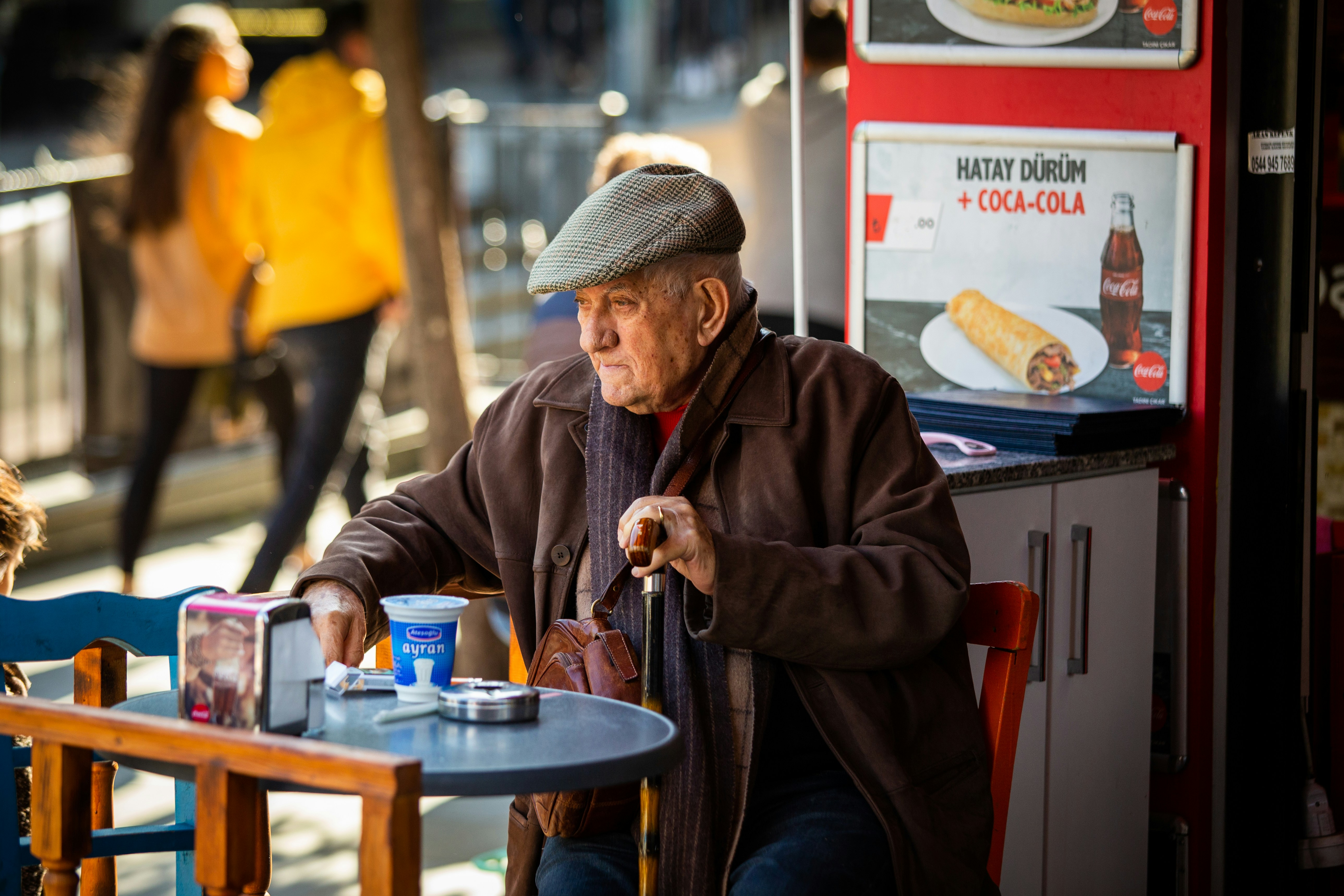 How retirees read people better than resumes