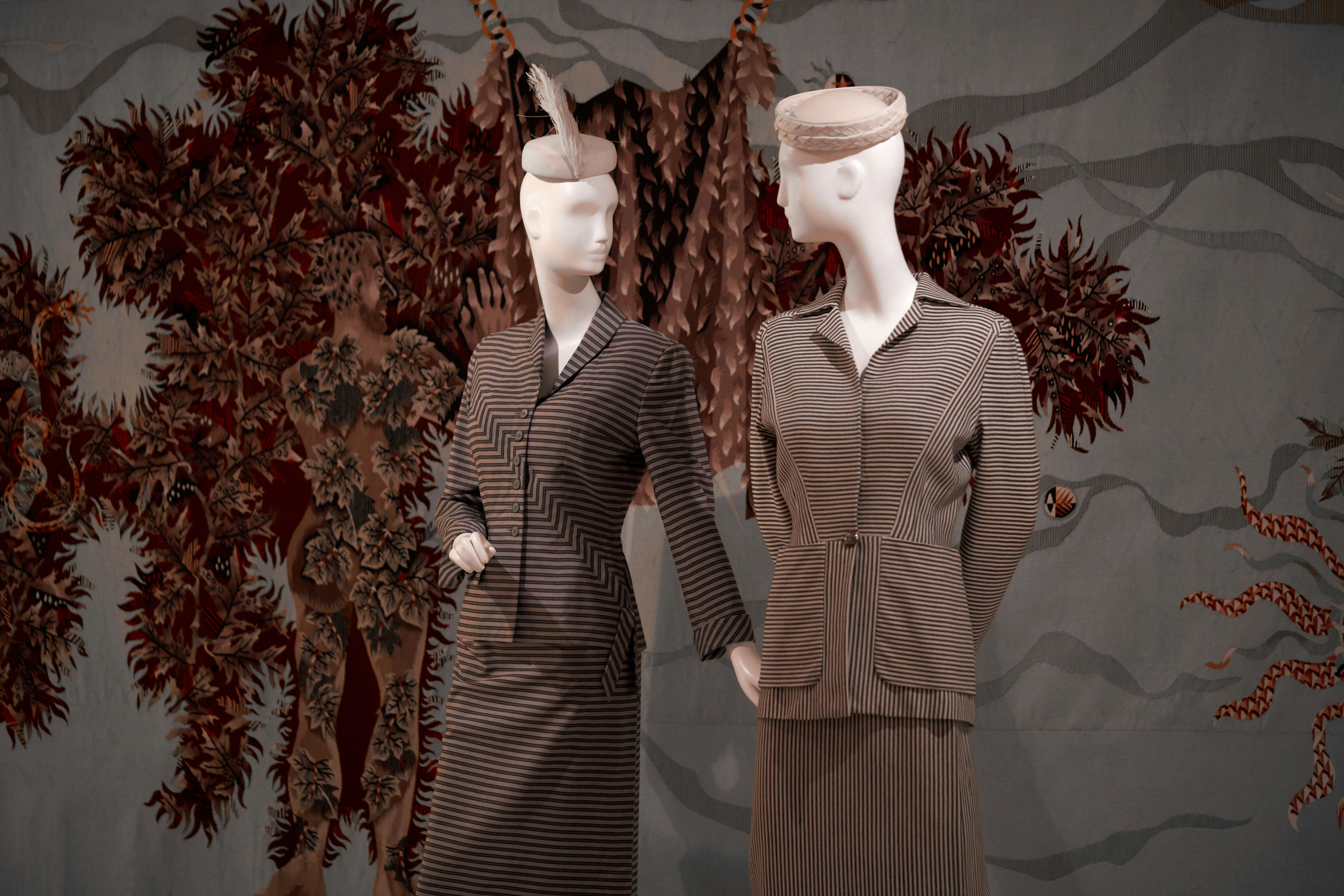 modern vintage fashion tips mixing old and new styling