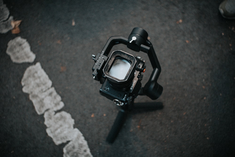 black gimbal