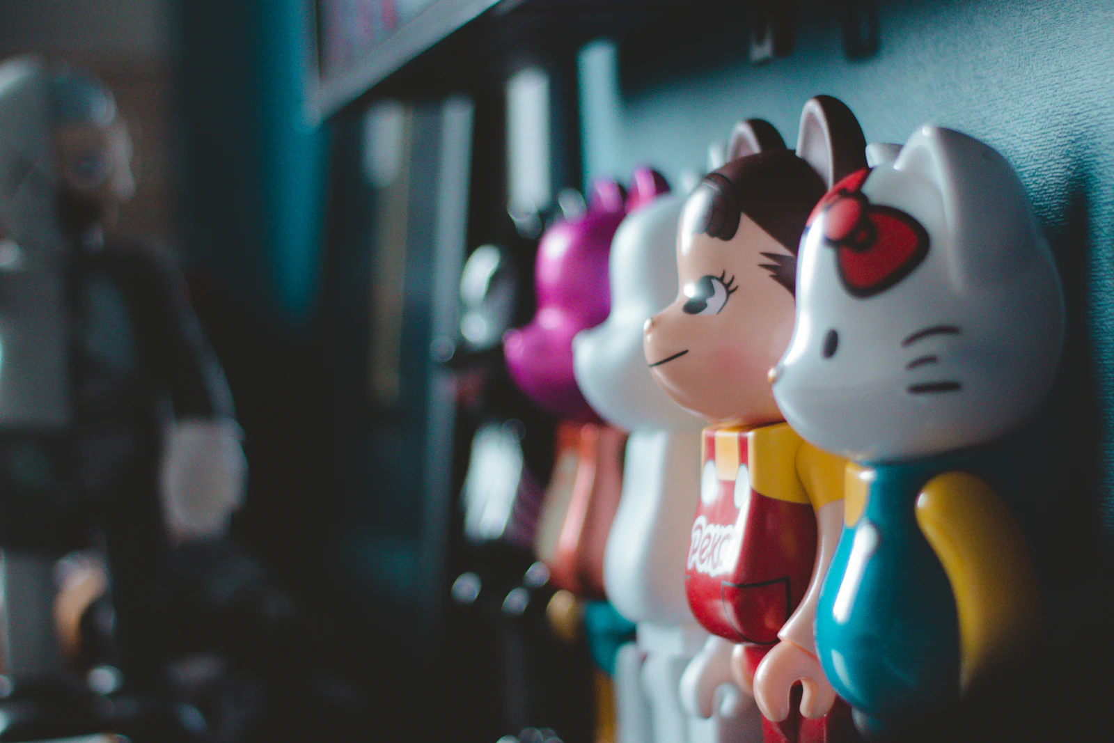 Collectible vinyl figures