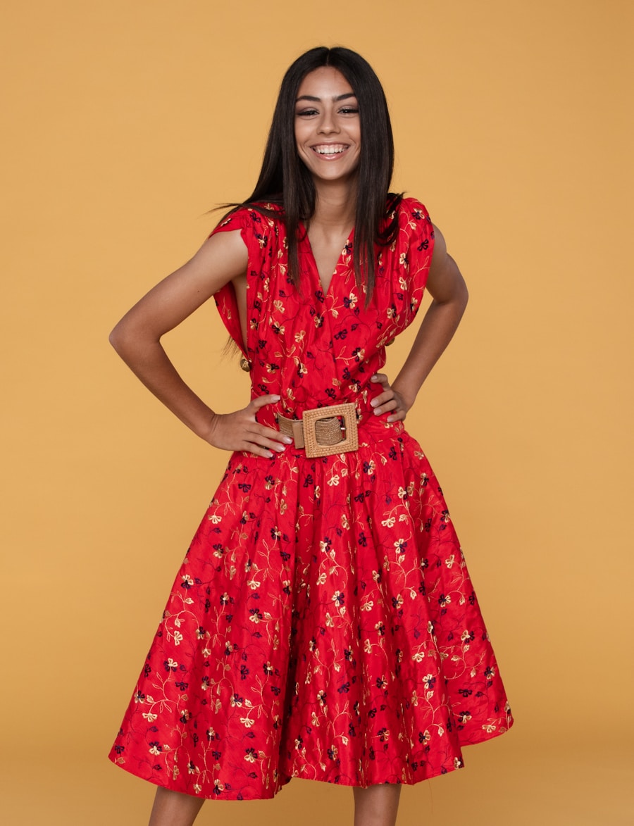 Vestido cóctel negro mini