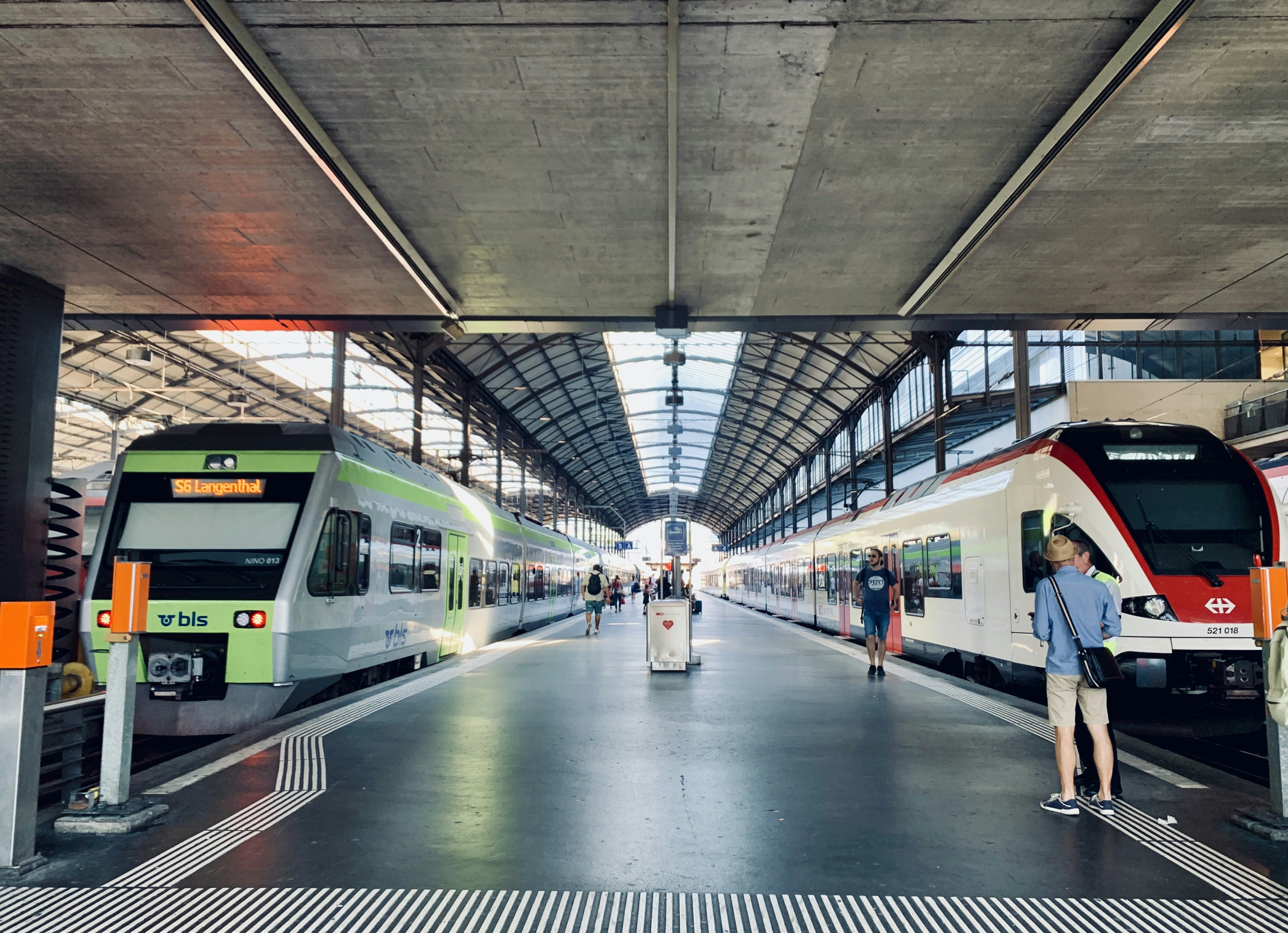 Photo by zhouyudesign