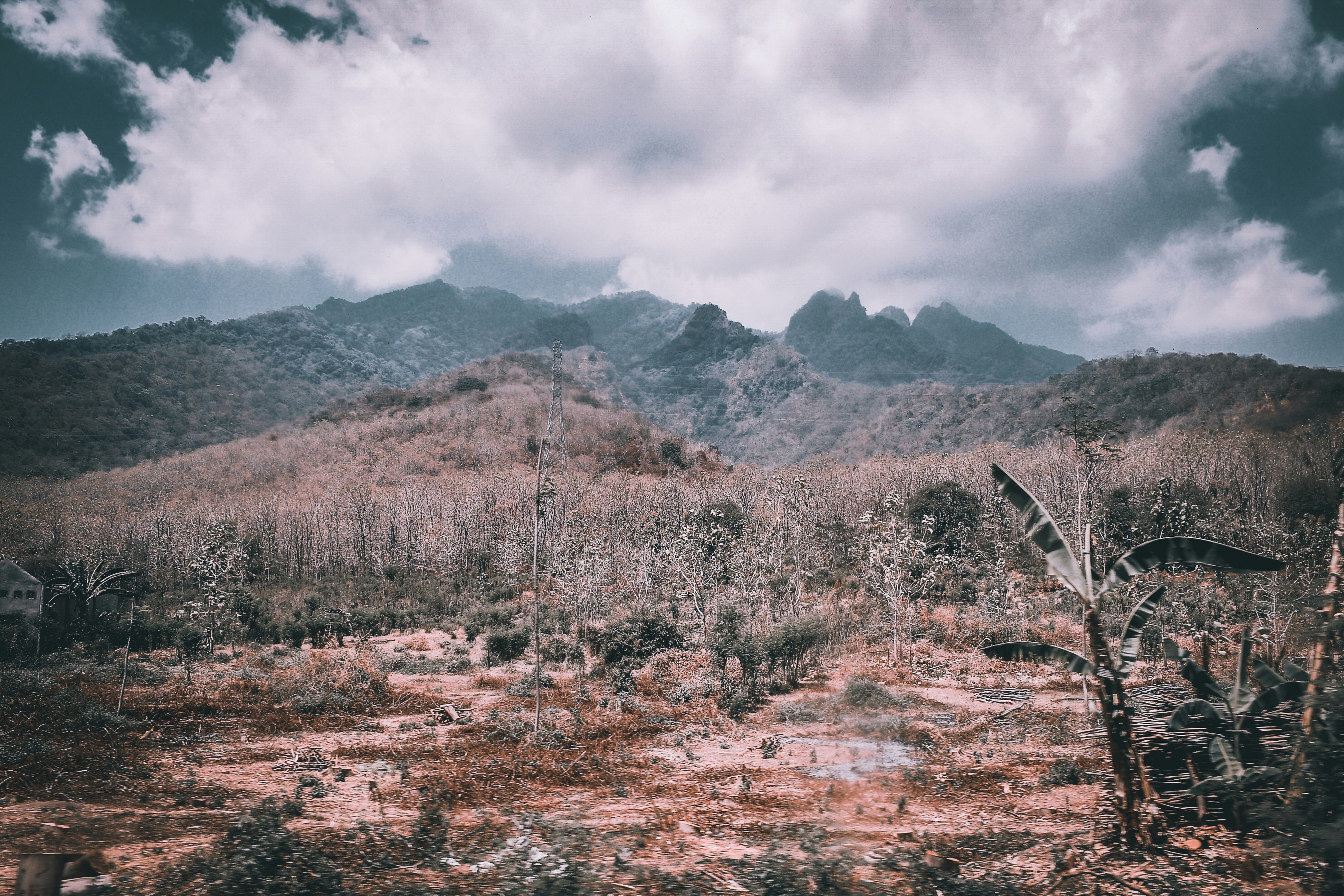 old indonesian battlefield landscape, wallpaper, Strategi Militer Perang Jawa: Analisis Taktik Pangeran Diponegoro 6