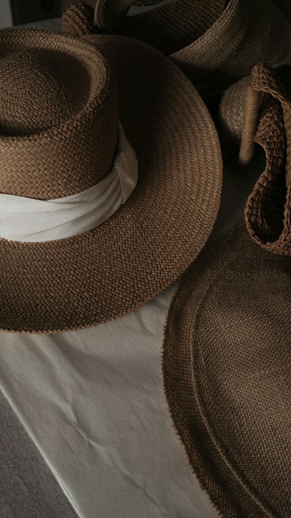 brown hat