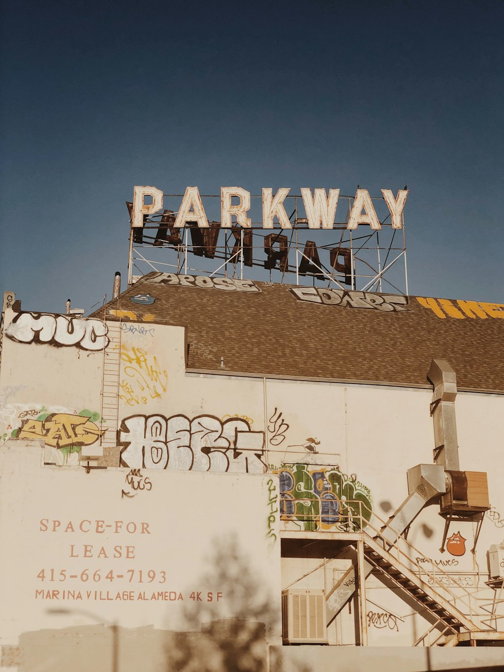 Parkway signage