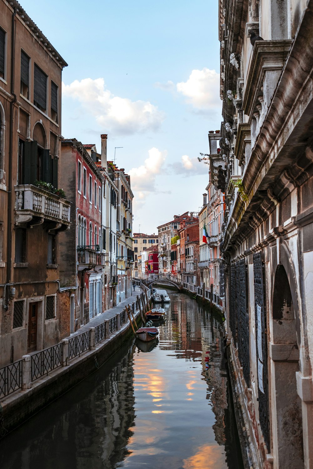 fotografía arquitectónica del gran canal de Venecia