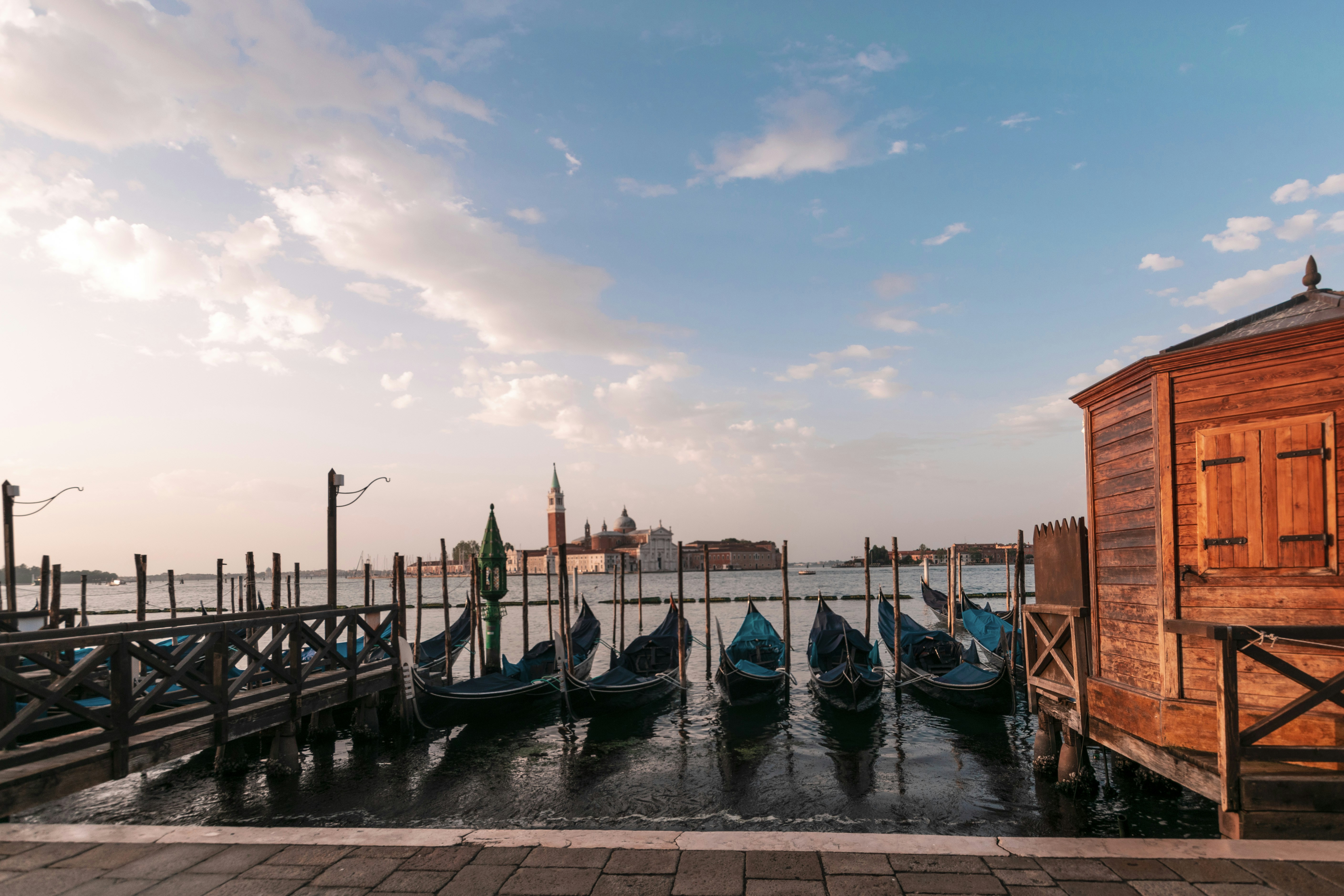 Photo by frenjaminbenklin