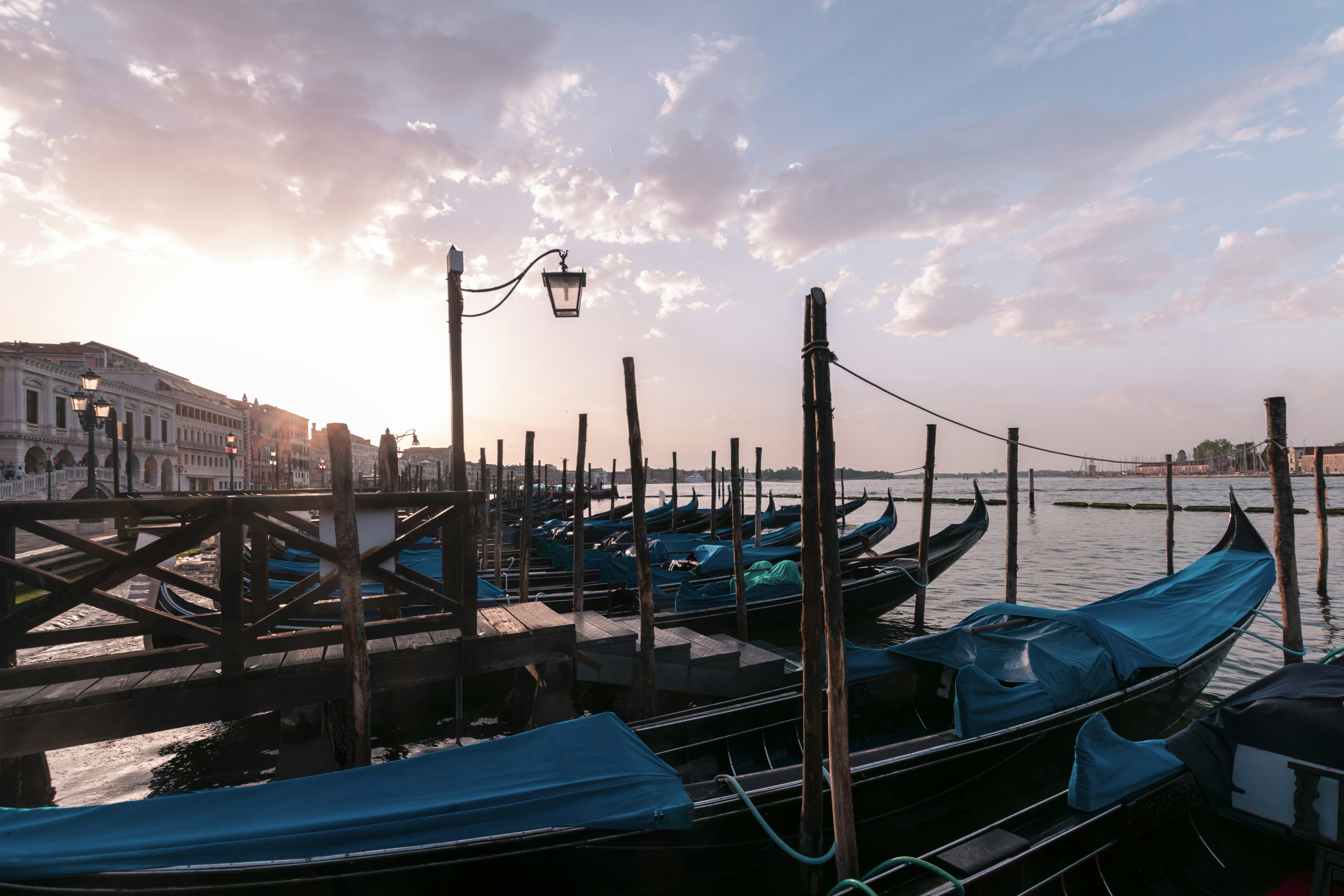 Photo by frenjaminbenklin